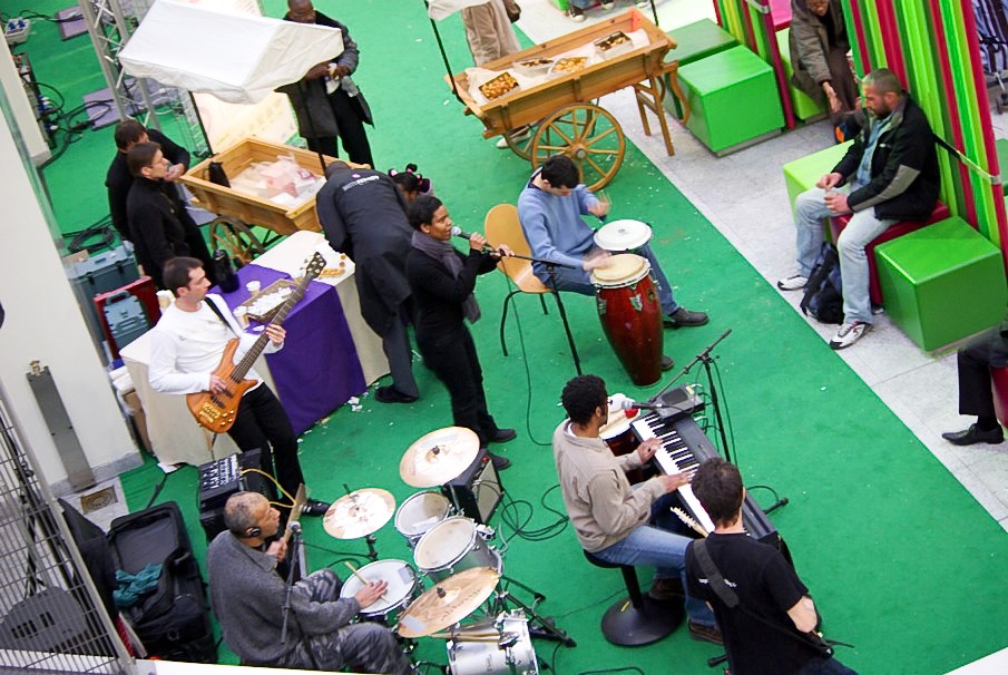 Evry Daily Photo - Concert Ebena Inauguration Gare Evry Centre 225.jpg